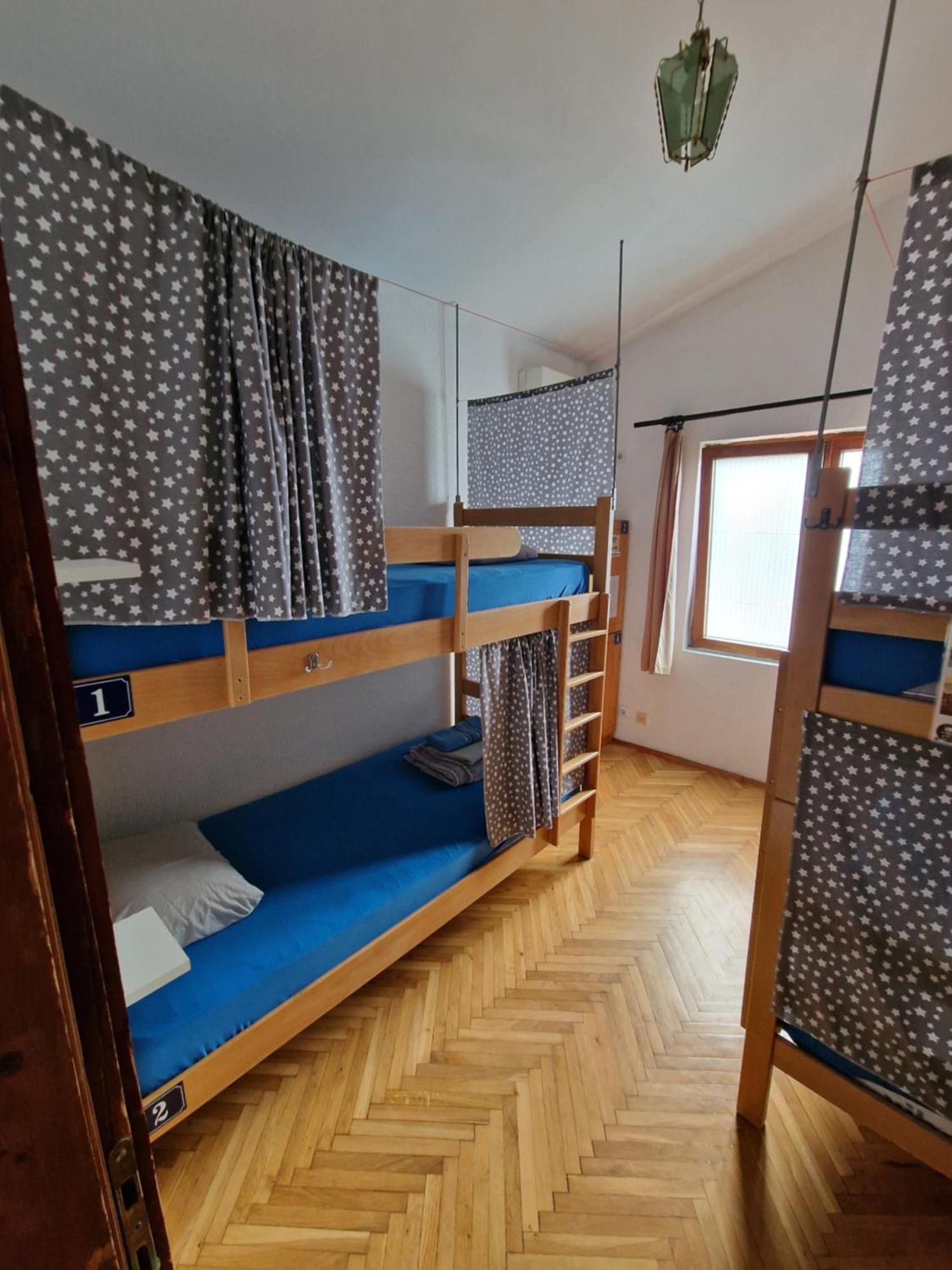 Auberge de jeunesse Pirate Backpackers à Ulcinj Extérieur photo
